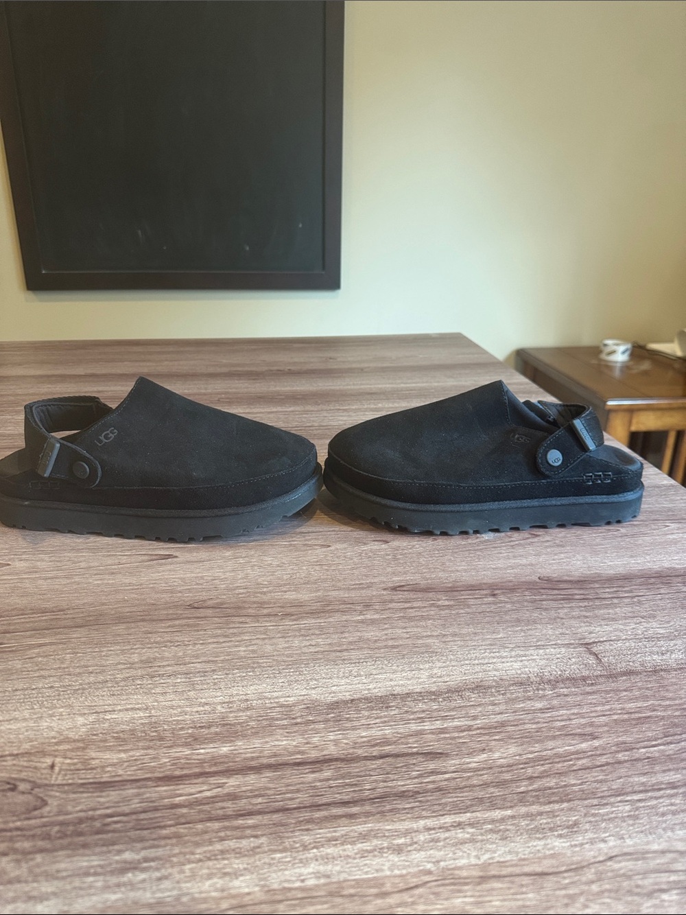 UGG Black Suede Slip-On Clog Mules with Heel Strap mens 9 BL